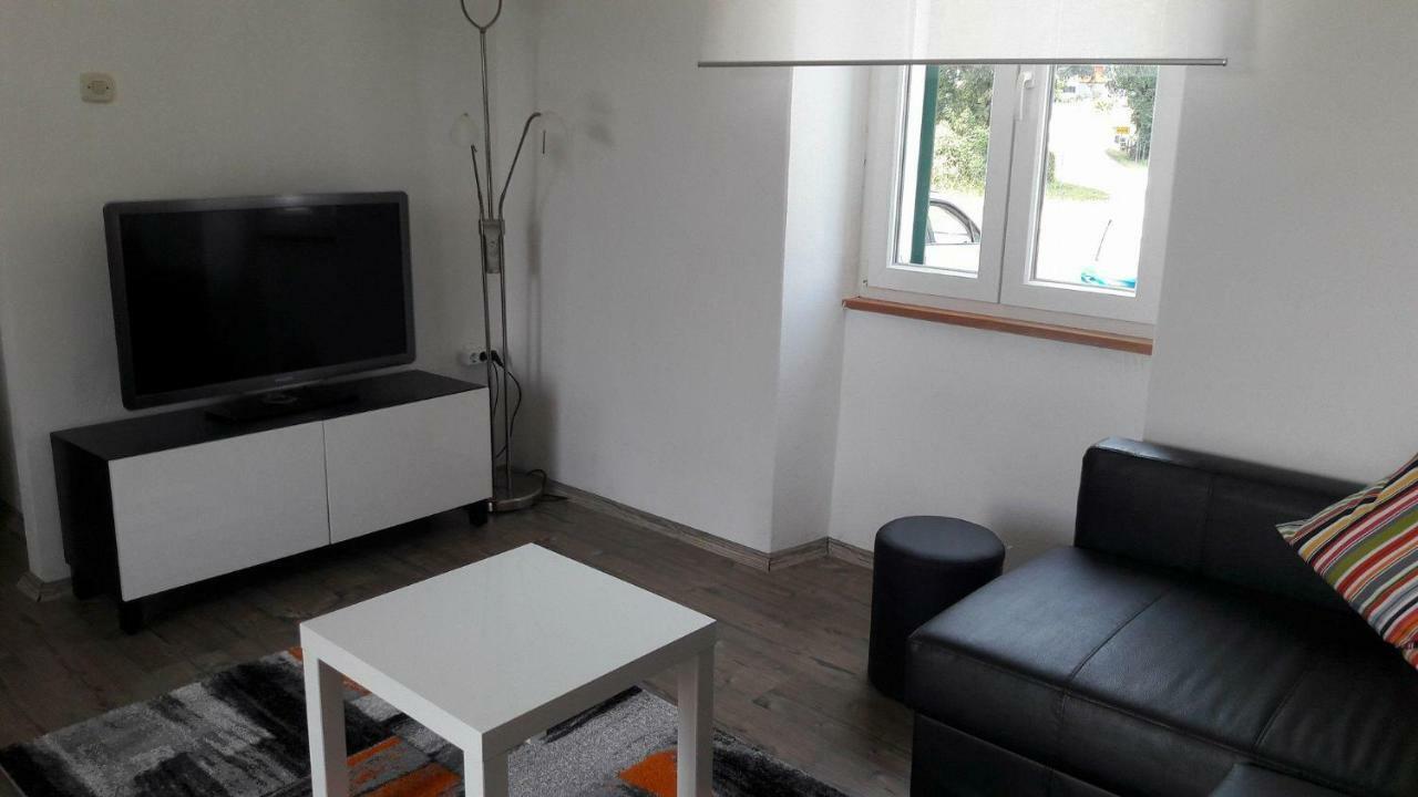 Pićan Villa Zwei Zedern מראה חיצוני תמונה